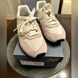 Never Worn, New Balance 996, Size 7 1/2